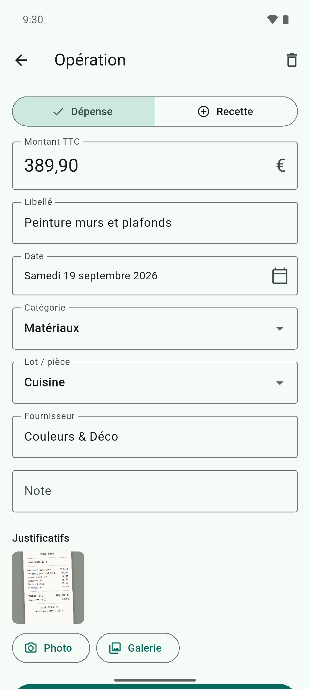 Une dépense : montant, catégorie, lot, fournisseur, ticket